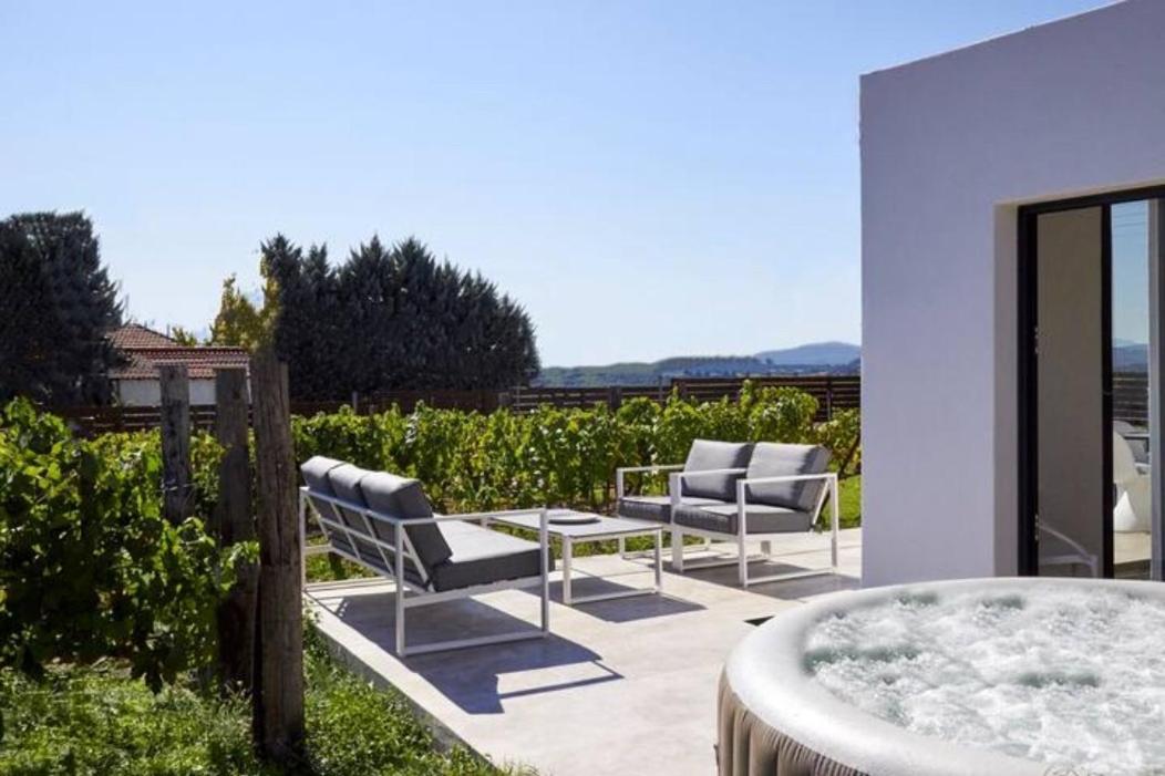 Trie Vineyard Cottage Grevena Exteriör bild